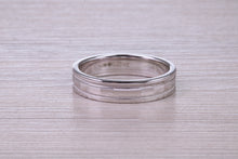 Load image into Gallery viewer, Bridal Set His and Hers White Gold Patterned Wedding Bands