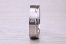Load image into Gallery viewer, Chunky 6 mm Wide Gents Diamond set White Gold Band