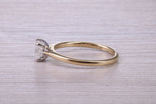 Load image into Gallery viewer, 0.61ct Square Princess Cut Diamond set in this Classic 18ct Yellow Gold Solitaire