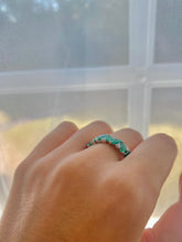 Load image into Gallery viewer, 1.50ct Marquise cut Emeralds and Round cut Diamond set White Gold Ring