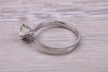 Load image into Gallery viewer, 1.47 Carat Natural Round cut Diamond set Platinum Solitaire