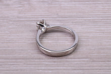 Load image into Gallery viewer, Simple and Elegant Round Brilliant cut Diamond set Platinum Solitaire