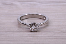 Load image into Gallery viewer, Simple and Elegant Round Brilliant cut Diamond set Platinum Solitaire