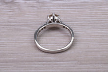Load image into Gallery viewer, 0.95 carat Beautiful Diamond set Platinum Engagement Ring