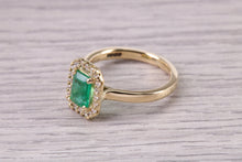 Load image into Gallery viewer, One carat Top Grade Natural Emerald and Natural Diamonds set Ring in 18ct Yellow Gold