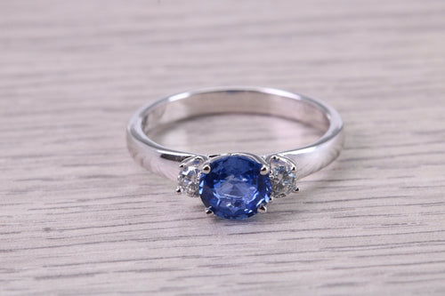 1.15 carat All Natural None Heat Treated Beautiful Cornflower Blue Sapphire and Diamonds set 18ct White Gold Ring, Certified Sapphire
