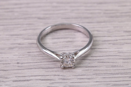 Simple and Elegant 0.40 carat Round cut Diamond set Platinum Solitaire
