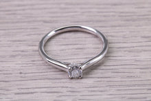 Load image into Gallery viewer, Dainty Quarter carat Simple and Elegant Round cut Diamond set Platinum Solitaire