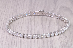 8ct D V V S 1 graded Lab Diamond Set Platinum Bracelet, absolutely stunning piece and would make the perfect gift