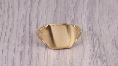 Dainty Signet Ring, made in your choice of precious Metals, British Hallmarked