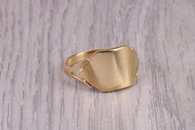 Load image into Gallery viewer, Dainty Signet Ring, made in your choice of precious Metals, British Hallmarked