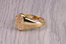 Load image into Gallery viewer, Chunky Prince of Wales Feathers Signet Ring