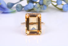 Load image into Gallery viewer, Stunning Large 14ct Swiss Blue Topaz set Yellow Gold Ring