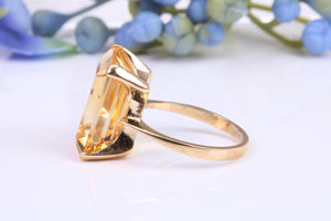 Stunning Large 14ct Swiss Blue Topaz set Yellow Gold Ring