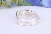 Load image into Gallery viewer, Unisex chunky Signet ring made from solid cast Sterling Silver, good chunky feel to this ring, British hallmarked