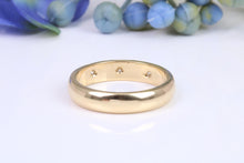 Load image into Gallery viewer, Trilogy Diamond Set 18ct Yellow Gold Band