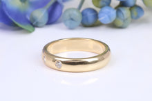 Load image into Gallery viewer, Trilogy Diamond Set 18ct Yellow Gold Band