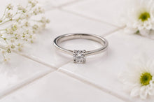 Load image into Gallery viewer, Beautiful Half carat D VVS1 graded round cut Lab Diamond set Solitaire