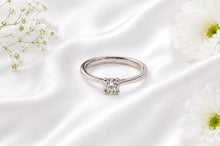 Load image into Gallery viewer, Beautiful Half carat D VVS1 graded round cut Lab Diamond set Solitaire