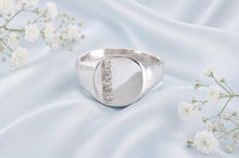 Load image into Gallery viewer, Four Natural Diamonds set Signet Ring