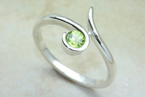 Natural Peridot Gemstone Ring.Sterling Silver Peridot.Perfect 16th,18th,21st birthday or Anniversary Gift.Promise Ring,Dress,Statement Ring.