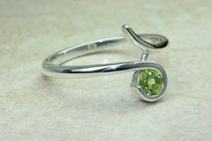 Natural Peridot Gemstone Ring.Sterling Silver Peridot.Perfect 16th,18th,21st birthday or Anniversary Gift.Promise Ring,Dress,Statement Ring.