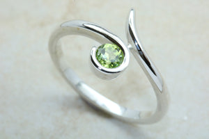 Natural Peridot Gemstone Ring.Sterling Silver Peridot.Perfect 16th,18th,21st birthday or Anniversary Gift.Promise Ring,Dress,Statement Ring.