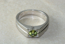 Load image into Gallery viewer, Natural Peridot Gemstone Ring.Sterling Silver Peridot.Perfect 16th,18th,21st birthday or Anniversary Gift.Promise Ring,Dress,Statement Ring.