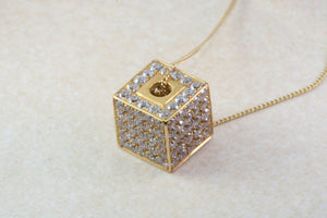 18ct Yellow gold Cube Pendant fully Set on all sides with Diamond White Cubic Zirconia. Perfect Christmas,Birthday,Anniversary Present.