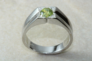 Natural Peridot Gemstone Ring.Sterling Silver Peridot.Perfect 16th,18th,21st birthday or Anniversary Gift.Promise Ring,Dress,Statement Ring.
