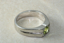 Load image into Gallery viewer, Natural Peridot Gemstone Ring.Sterling Silver Peridot.Perfect 16th,18th,21st birthday or Anniversary Gift.Promise Ring,Dress,Statement Ring.