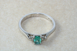 Natural Emerald and Diamond Trilogy Ring. 9ct White Gold Engagement Ring.Emerald Diamond Promise Ring.Birthday or Anniversary Gift