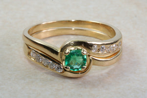 Emerald and Diamond Bridal Set Rings. 18ct Yellow Gold.Perfect Engagement,Anniversary, Birthday Dress Ring.Graduation or Birthday Gift