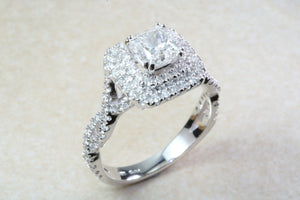 Platinum Natural Diamond Engagement ring,GIA Cert middle Diamond 1.01ct F SI 1 grade, outer Diamonds 0.69ct. Square Princess cut Centre Diam