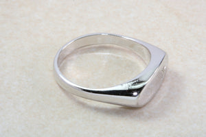 Sterling silver gents Diamond set signet ring. Real round cut Diamond. Perfect gift idea for any occasion