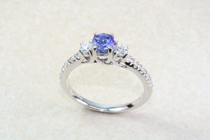 Natural AAA Grade Tanzanite and Diamond Ring. 18ct White Gold Engagement Ring. Promise Ring.Perfect Birthday or Anniversary Gift