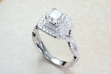 Load image into Gallery viewer, Platinum Natural Diamond Engagement ring,GIA Cert middle Diamond 1.01ct F SI 1 grade, outer Diamonds 0.69ct. Square Princess cut Centre Diam