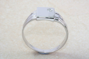 Sterling silver gents Diamond set signet ring. Real round cut Diamond. Perfect gift idea for any occasion