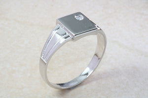 Sterling silver gents Diamond set signet ring. Real round cut Diamond. Perfect gift idea for any occasion