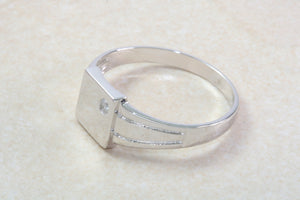 Sterling silver gents Diamond set signet ring. Real round cut Diamond. Perfect gift idea for any occasion