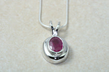 Load image into Gallery viewer, Oval cut Ruby set Necklace