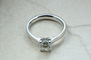 1.00 ct Radiant cut Forever One Moissanite Platinum Soitaire. DEF colour VVS1 clarity.