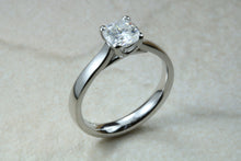 Load image into Gallery viewer, 1.00 ct Radiant cut Forever One Moissanite Platinum Soitaire. DEF colour VVS1 clarity.