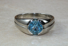 Load image into Gallery viewer, 1.50 carat Blue Topaz set Silver Ring