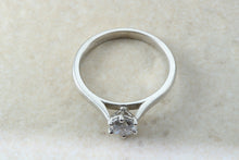Load image into Gallery viewer, Simply the best D Internally Flawless Diamond solitaire