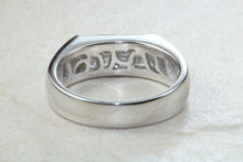 Load image into Gallery viewer, Stunning Gentleman's Princess cut Diamonds set Ring