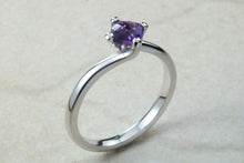 Load image into Gallery viewer, Chequered cut Amethyst Twist Shank Ring