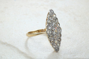 Stunning and beautiful Diamond set dress ring. 2ct Old cut round diamonds,18ct gold. Dress, cocktail, anniversary,statement ring. Ideal gift