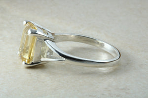 Natural rectangle cut Citrine Ring. Suitable for ladies of all ages, light lemon shade Citrine. Perfect gift solution for any occasion.