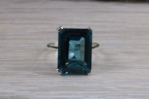 Large 14ct London Blue Topaz set White Gold Ring